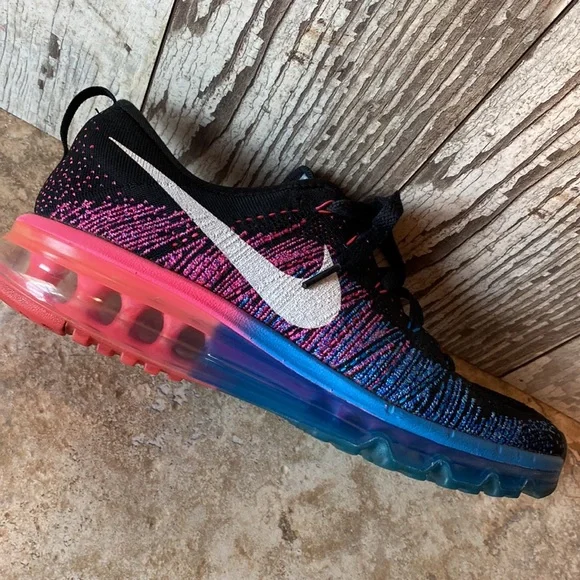 Nike Flyknit max shoes - Picture 4 of 12